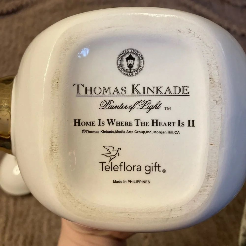 Thomas Kinkade Painter of Light Tea Pot”Home Is Where the Heart Is